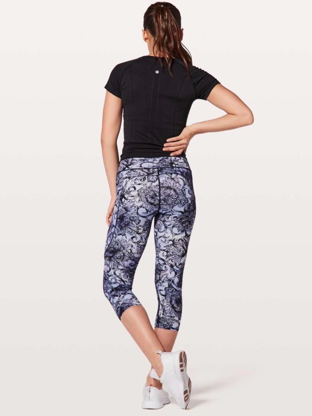 Lululemon Fast Free Crop II *Nulux 19" Hanakotoba Starlight Multi size 4 - Picture 2 of 11